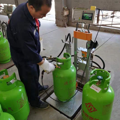 Τα LPG που γεμίζουν τους explosionproof αυτόματους κυλίνδρους πλήρωσης κλίμακας για το σπίτι δηλητηριάζουν με αέρια τον κύλινδρο Ταϊλάνδη LPG
